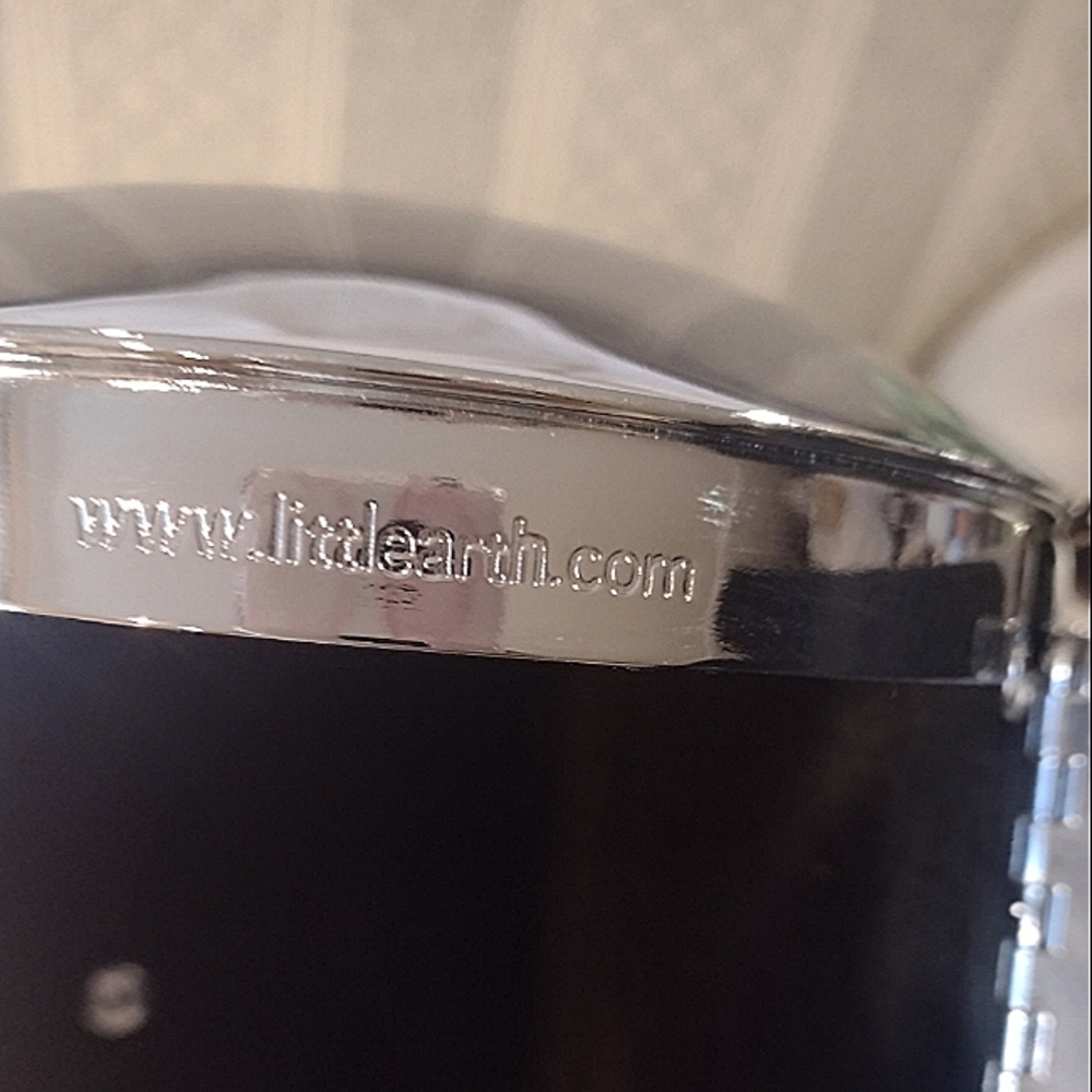 Little Earth Cocktail Time Cylinder Tin Shoulder Bag - Picture 10 of 16